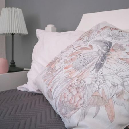 Beautiful And Cozy Flat Close To Beach And Center 라고스 외부 사진